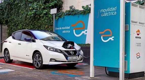 Repsol і Nissan підписують угоду про співпрацю з метою сприяння електричній мобільності